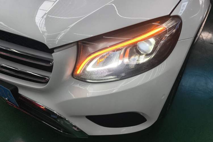 Used Mercedes-Benz GLC 2016 GLC 260 4MATIC Dynamic Edition
