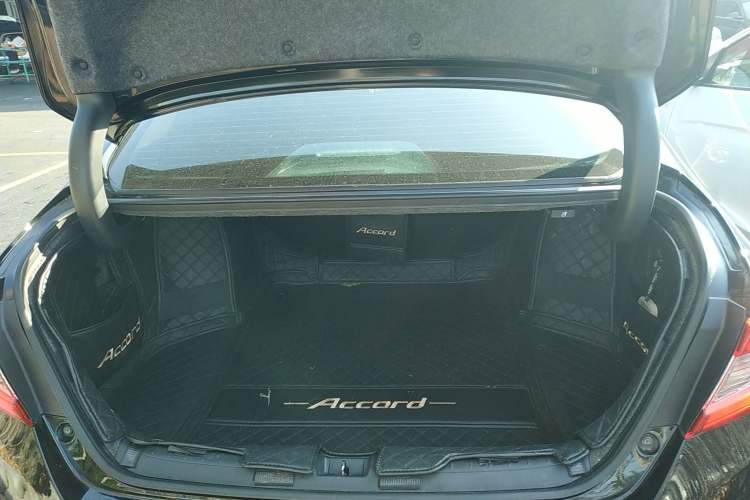 Used Honda Accord 2018 260TURBO Luxury Edition China VI
