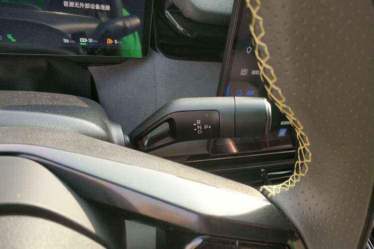 Used Lynk & Co 08 EM-P 2023 120km Long-Range Pro