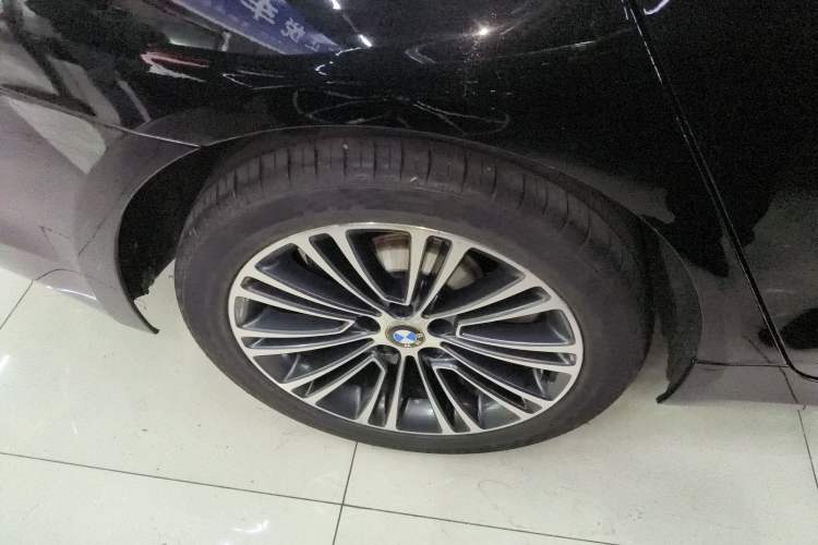 Used BMW 5 Series 2018 Facelifted 530Li Luxury Edition Premium Package