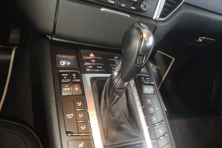 Used Porsche Macan 2017 Macan 2.0T
