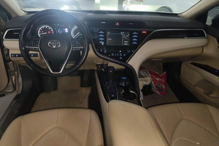 Used Toyota Camry 2018 2.0G Luxury Edition