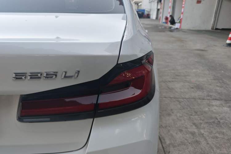 Used BMW 5 Series 2022 Second Facelift 525Li M Sport Package