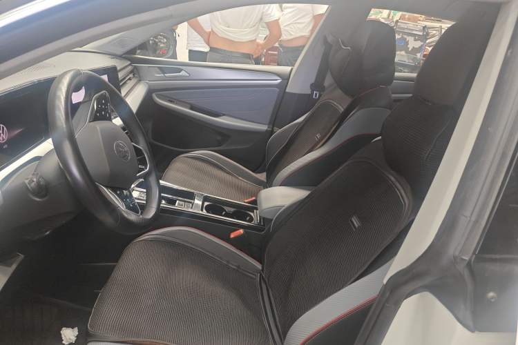 Used Volkswagen Lamando 2022 Lavida L 280TSI DSG Cool & Spicy Edition
