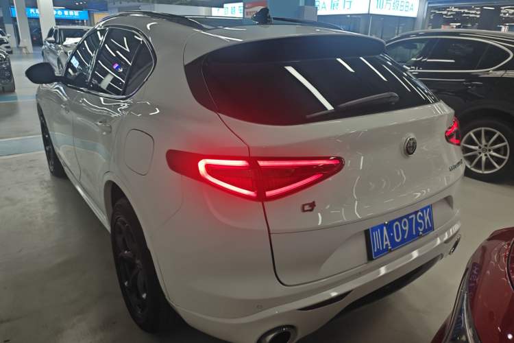 Used Alfa Romeo Stelvio 2021 2.0T 280HP Luxury Edition