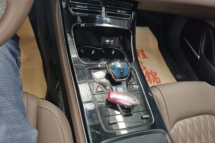 Used BYD Han 2023 EV Champion Edition 506KM Front-Wheel-Drive Premium Model
