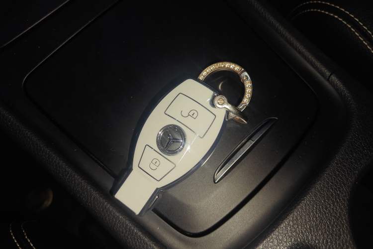 Used Mercedes-Benz GLA 2016 GLA 200 Fashion Model
