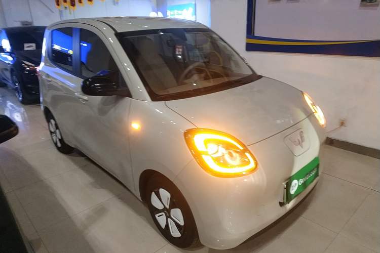 Used Wuling Hongguang MINIEV 2025 Four-Door Version Advanced Edition
