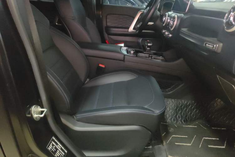 Used Beijing Auto BJ40 2023 2.0D Automatic Four-Wheel Drive Blade Hero Edition Adventurer Type
