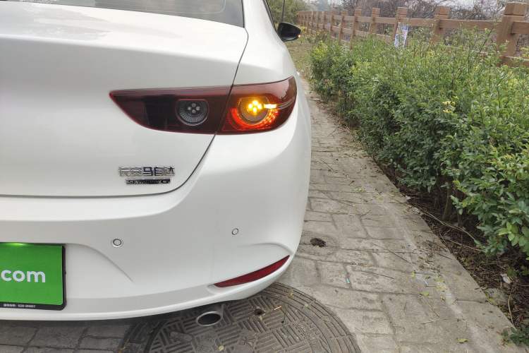 Used Mazda Mazda 3 Axela 2022 2.0L Automatic Zhiqing Edition