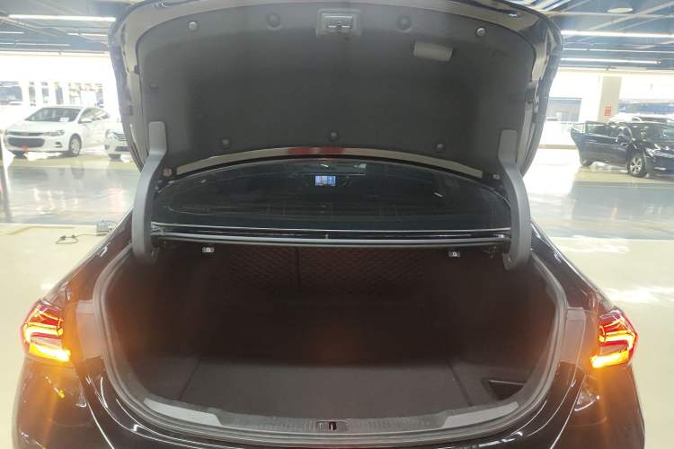 Used Buick LaCrosse 2022 652T Luxury Version
