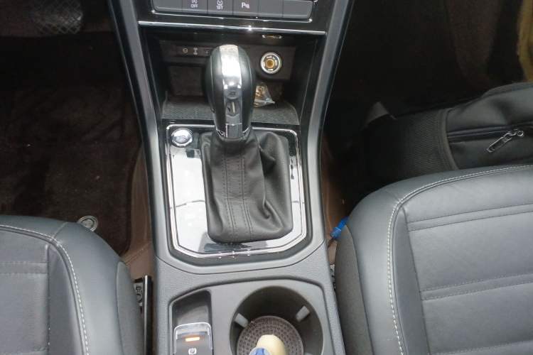 Used Volkswagen Touran 2021 Volkswagen Touran L 280TSI DSG Boundary Edition 7-Seater
