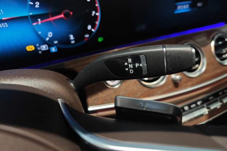 Used Mercedes-Benz E-Class 2023 Updated E 300 L Fashion Edition
