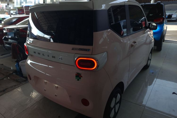 Used Wuling Hongguang MINIEV 2024 3rd Generation 215km Advanced Version
