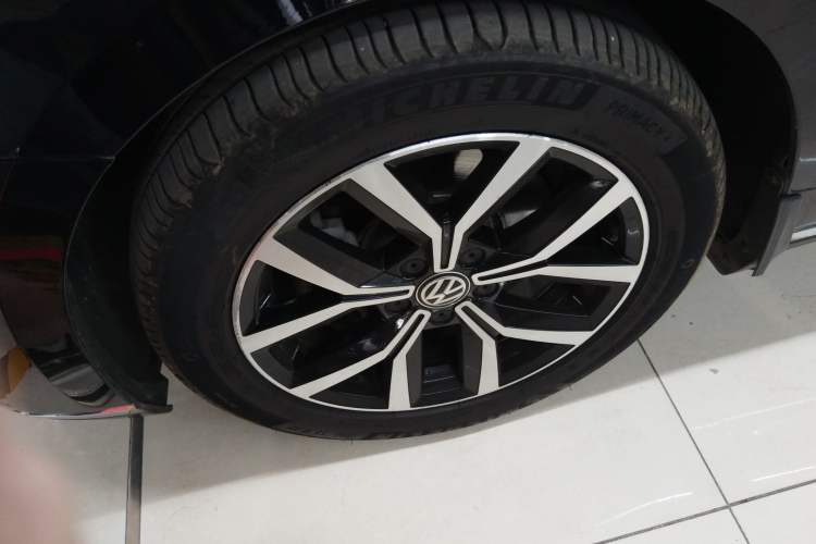 Used Volkswagen Magotan 2020 330TSI DSG Leading Model
