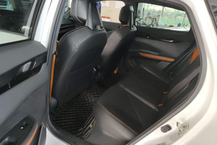 Used Changan UNI-V 2022 1.5T Prestige Version