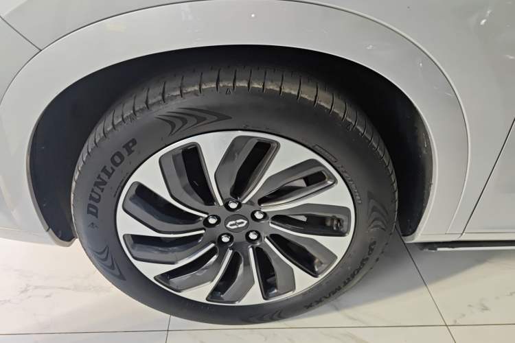 Used Hima AITO M7 2024 1.5T Rear-Drive Plus Version 5 Seats