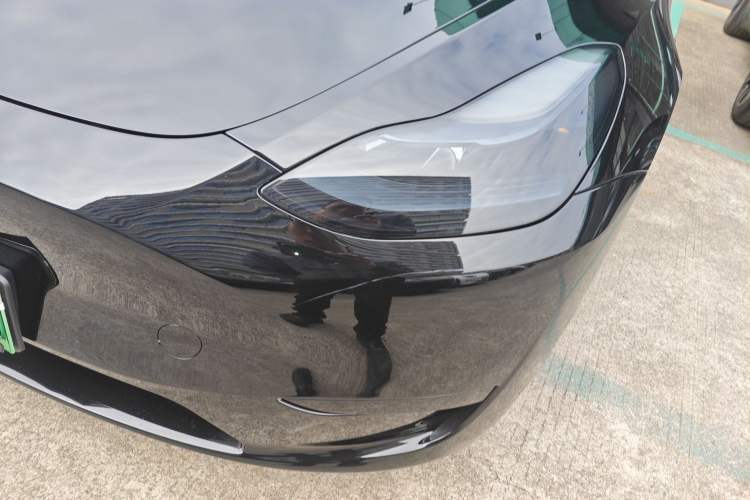 Used Tesla Model Y 2023 Rear-Wheel-Drive Version
