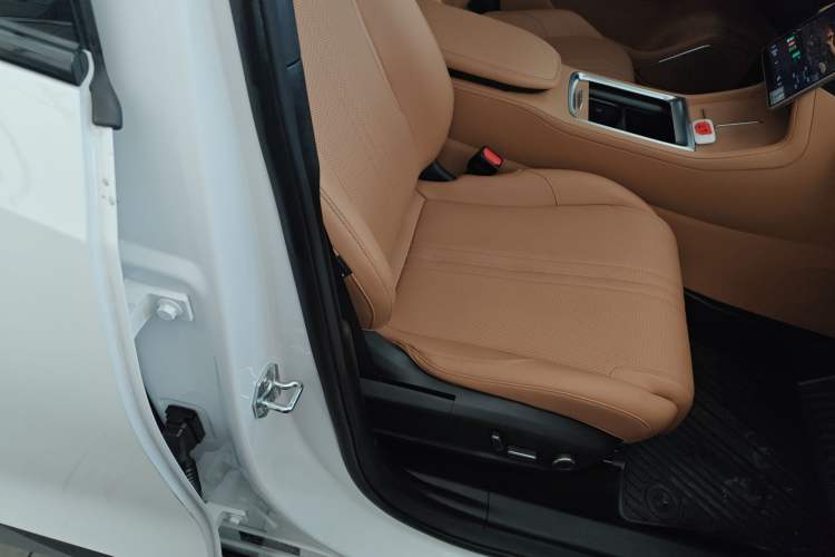 TDK.VehicleDetails.img