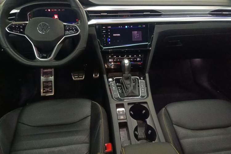 Used Volkswagen FAW-Volkswagen CC 2024 380TSI Striking Edition
