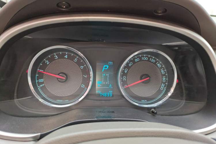 Used Chevrolet Lova RV 2016 1.5L Automatic Comfort Edition
