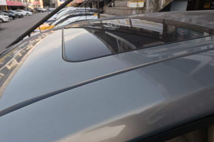 Used Buick GL8 2018 28T Luxury Model China VI Standard
