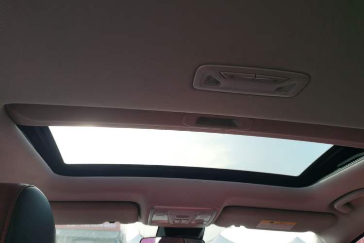 Used Changan Eado 2019 Blue Whale Edition 280T GDI DCT High-Speed Model
