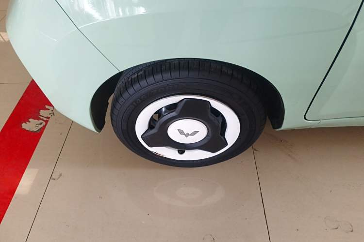 Used Wuling Hongguang MINIEV 2021 Macaron Premium Model – Lithium Iron Phosphate