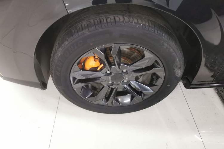 Used Dongfeng Aeolus Yixuan 2023 Mach Edition 1.5L Automatic Chasing Shadow Version