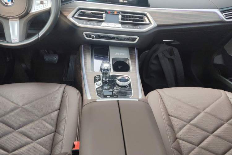 Used BMW X5 2022 Restyled xDrive 40Li M Sport Package
