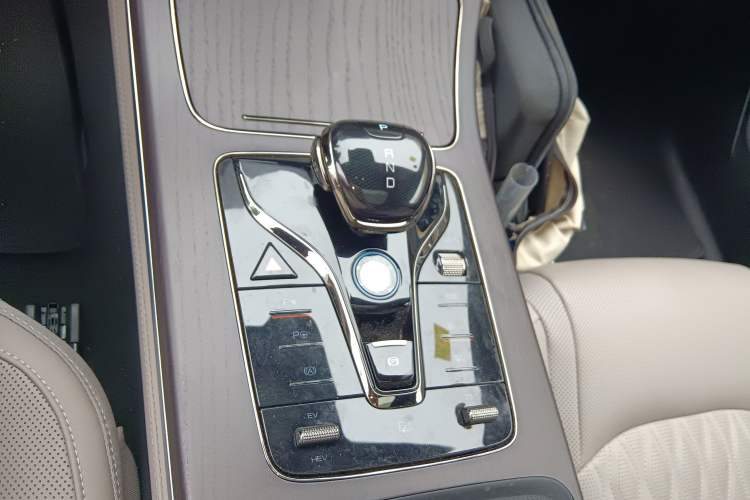 Used BYD Han 2025 DM-i 125KM LiDAR-Powered Intelligent Driving Model
