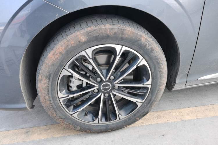 Used Roewe iMAX8 2021 400TGI Supreme Series Lu Zun Edition