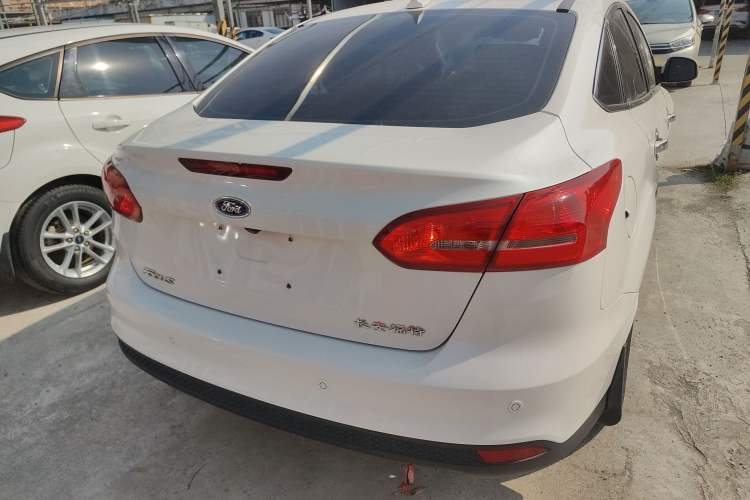 Used Ford Focus 2017 Sedan 1.6L Automatic Fashion Edition Smart Drive Version