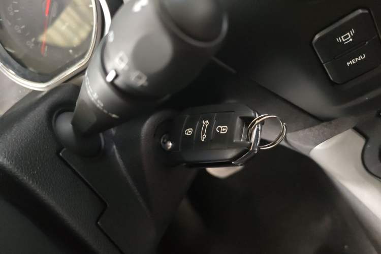 Used Citroen C3-XR 2015 1.6L Automatic Pioneer Model
