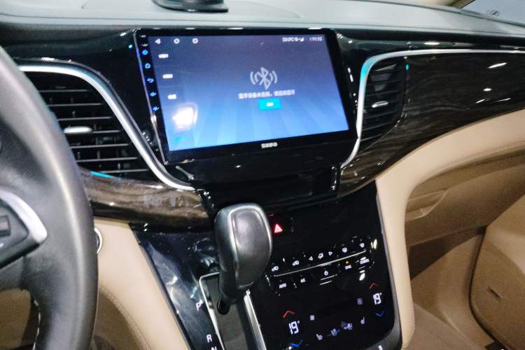 Used Buick GL8 2018 ES 28T Flagship Model China VI Standard
