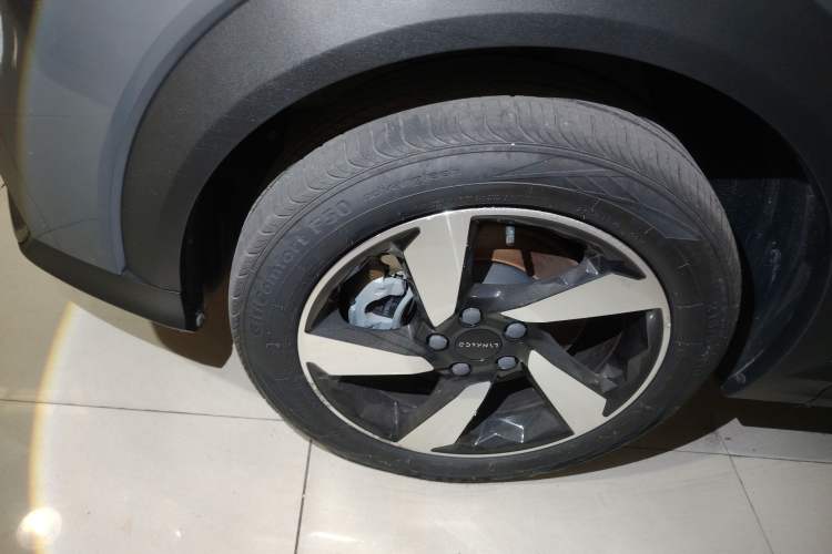 Used Lynk & Co 06 2020 1.5T JinPro model
