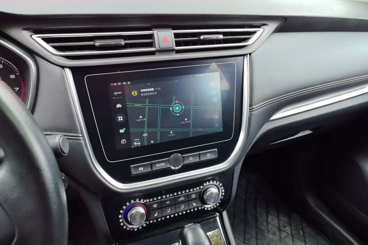 Used Roewe RX3 2018 1.6L CVT Internet Smart Edition
