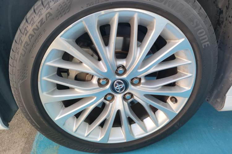 Used Toyota Camry 2018 2.5G Luxury Edition
