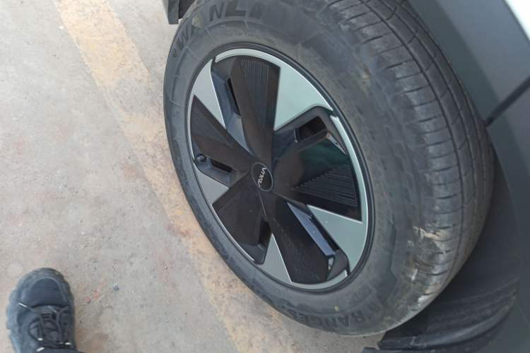 Used Dongfeng Aeolus L7 New Energy 2024 205 Premium Edition
