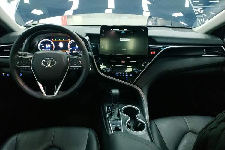 Used Toyota Camry 2021 Dual-Motor 2.5HG Luxury Edition
