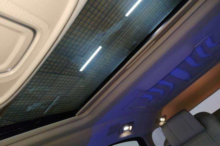 Used Buick GL8 2022 ES Landtrek 653T Luxury Edition
