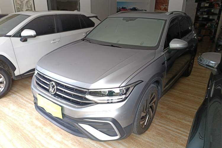 Used Volkswagen Tiguan L 2023 330TSI Automatic Two-Wheel Drive Smart Edition