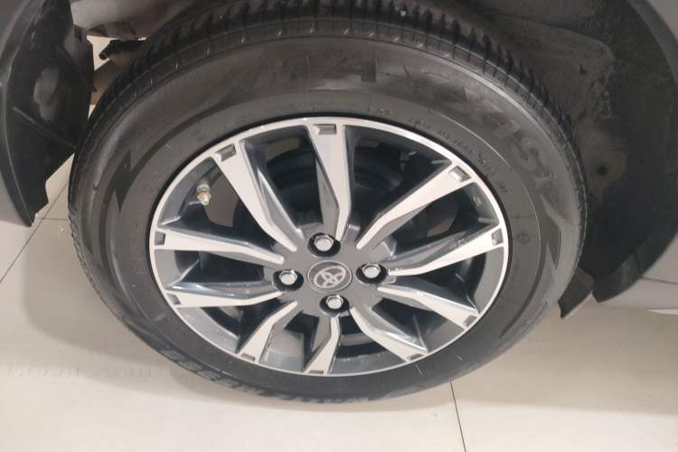 Used Toyota YARiS L 2021 X-Trail 1.5L CVT Leading Edition
