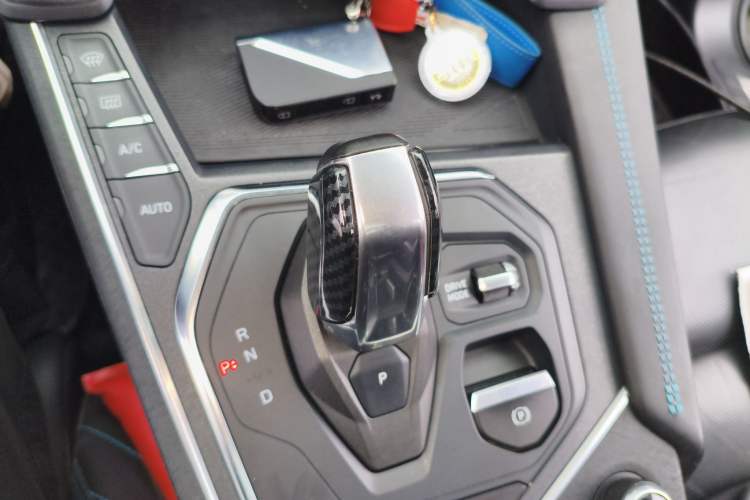 Used Lynk & Co 05 2020 2.0TD Two-Wheel Drive Shine Halo
