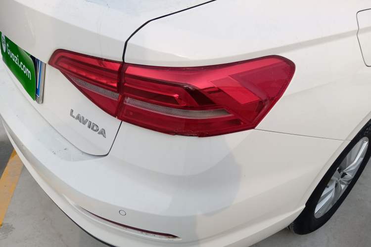 Used Volkswagen Lavida 2019 1.5L Automatic Fashion Edition China VI
