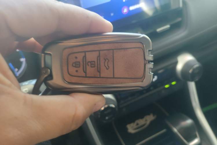 Used Toyota RAV4 2021 Dual-Engine 2.5L E-CVT Four-Wheel Drive Elite PLUS Edition
