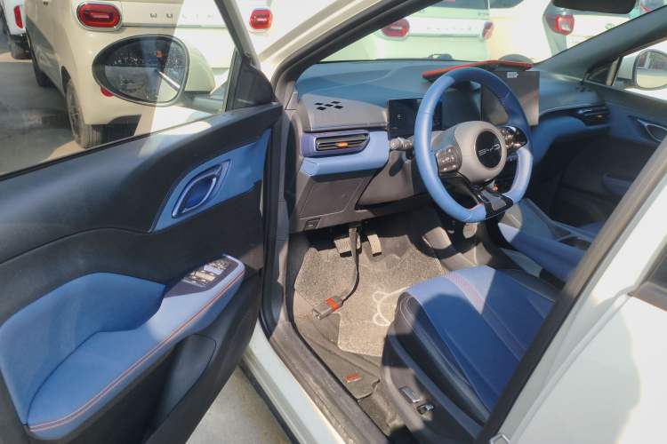 Used BYD Seagull 2024 Honor Edition 405km Flying Version
