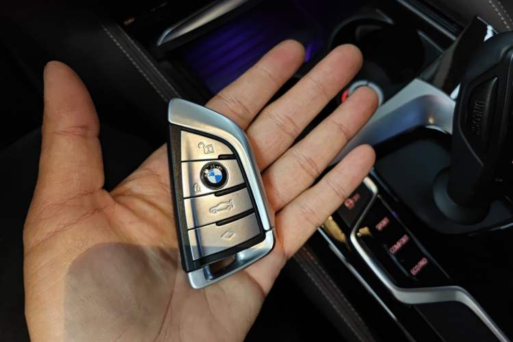 Used BMW 5 Series 2019 525Li Luxury Package