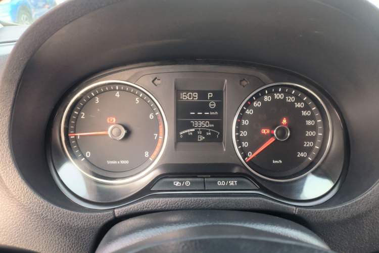 Used Volkswagen Polo 2014 1.6L Automatic Comfort Edition
