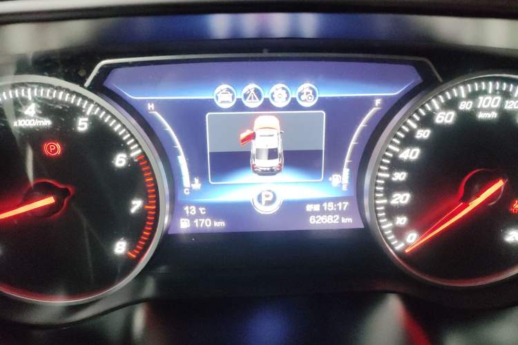 Used Hongqi H5 2022 Classic Model Facelift 1.5T DCT Qiyun Edition
